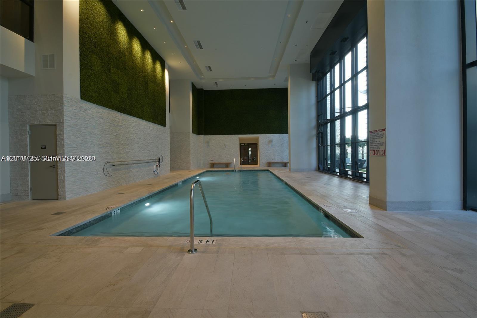 1010 BRICKELL CONDO - Residential