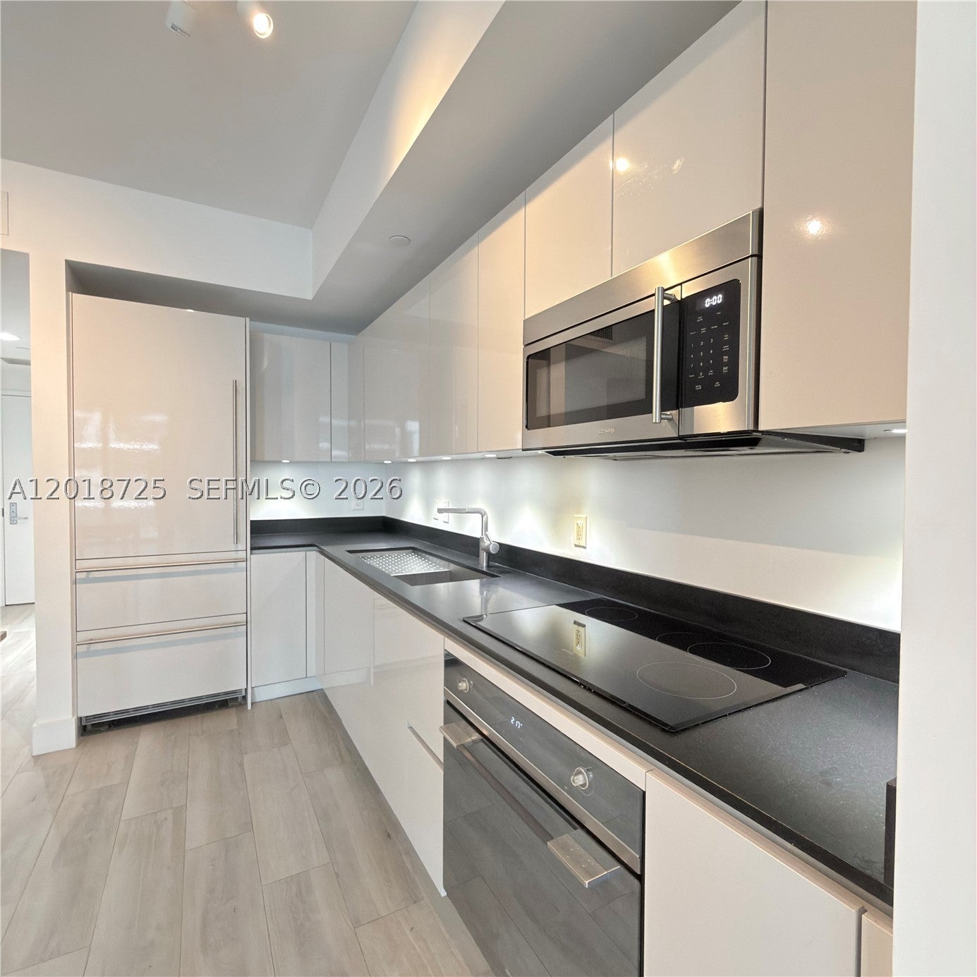1010 Brickell Ave 2208
