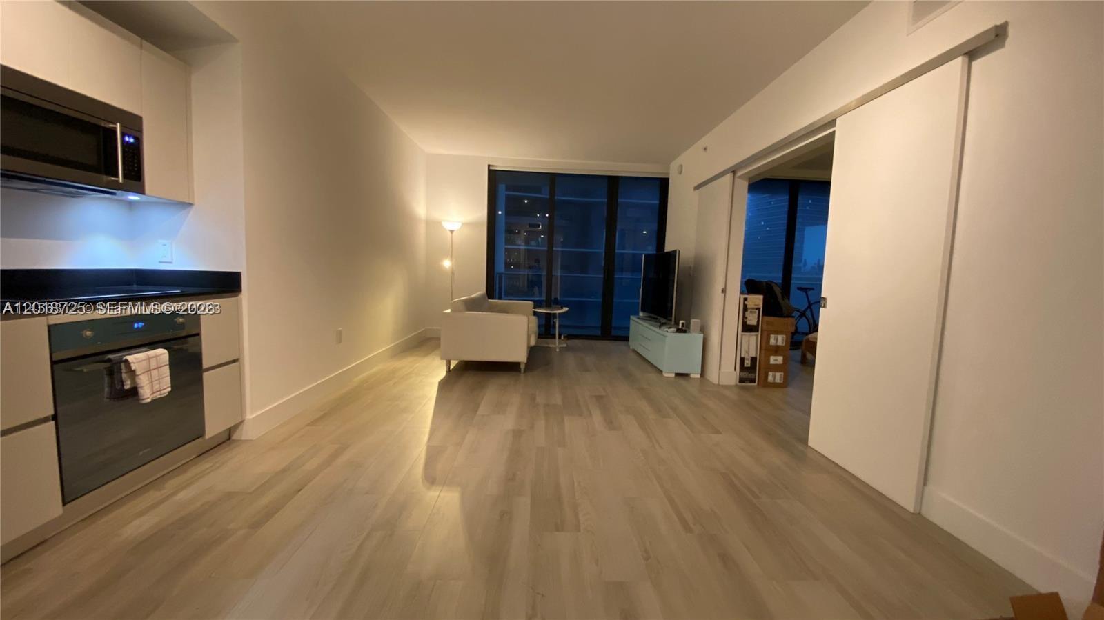 1010 BRICKELL CONDO - Residential