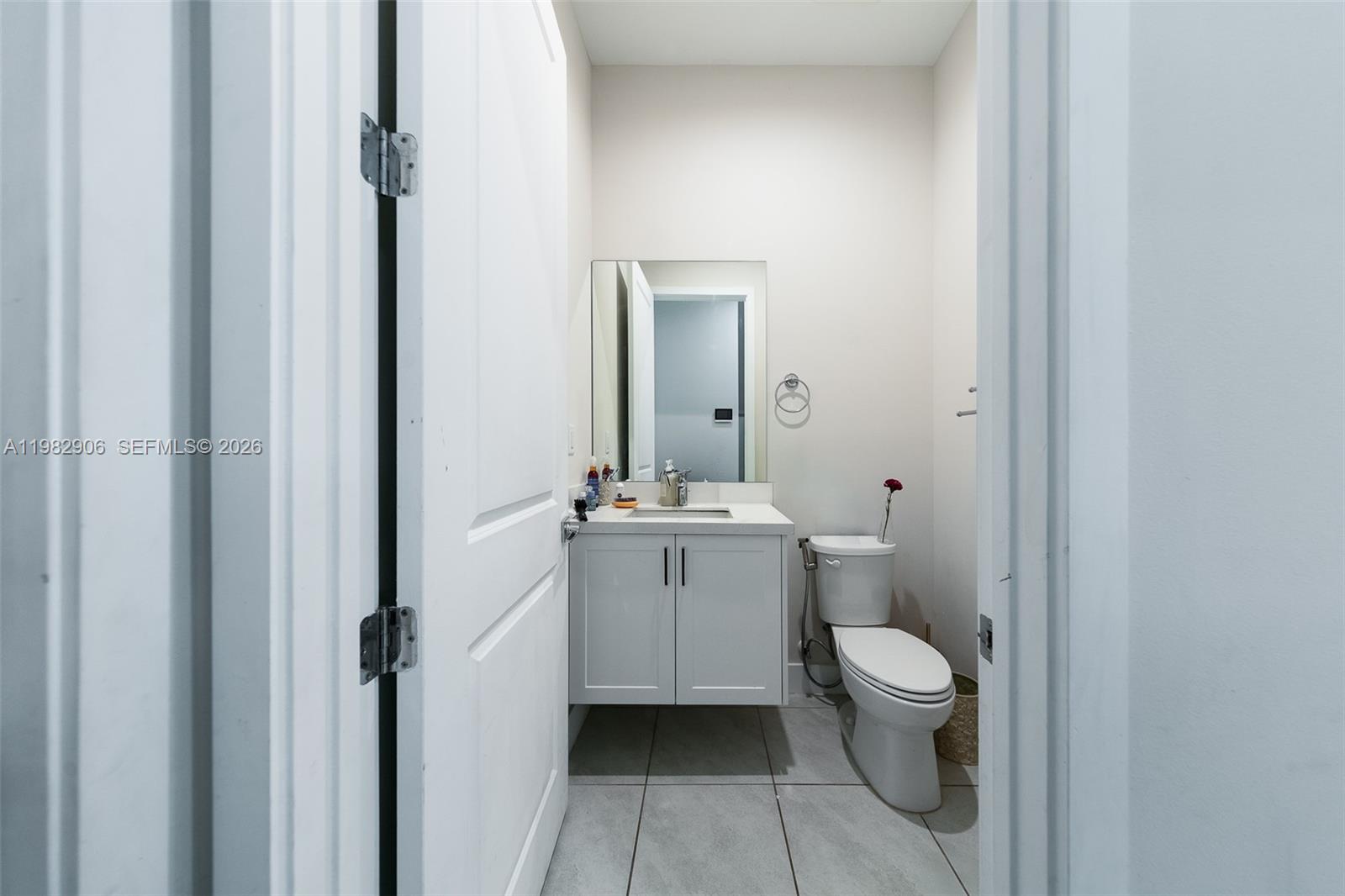 DOWNTOWN DORAL SOUTH PHAS - Residential