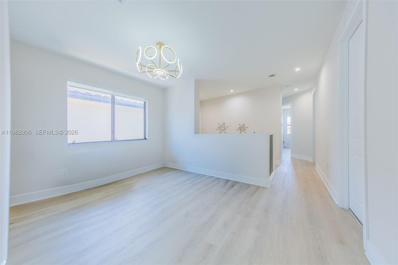 DOWNTOWN DORAL SOUTH PHAS - Residential