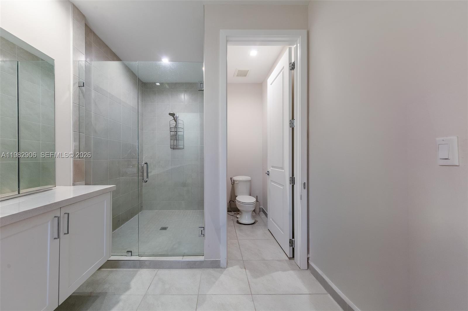DOWNTOWN DORAL SOUTH PHAS - Residential