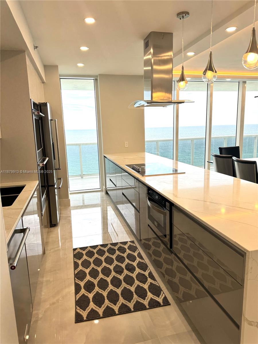 BEACH CLUB TWO CONDO - Residential Lease