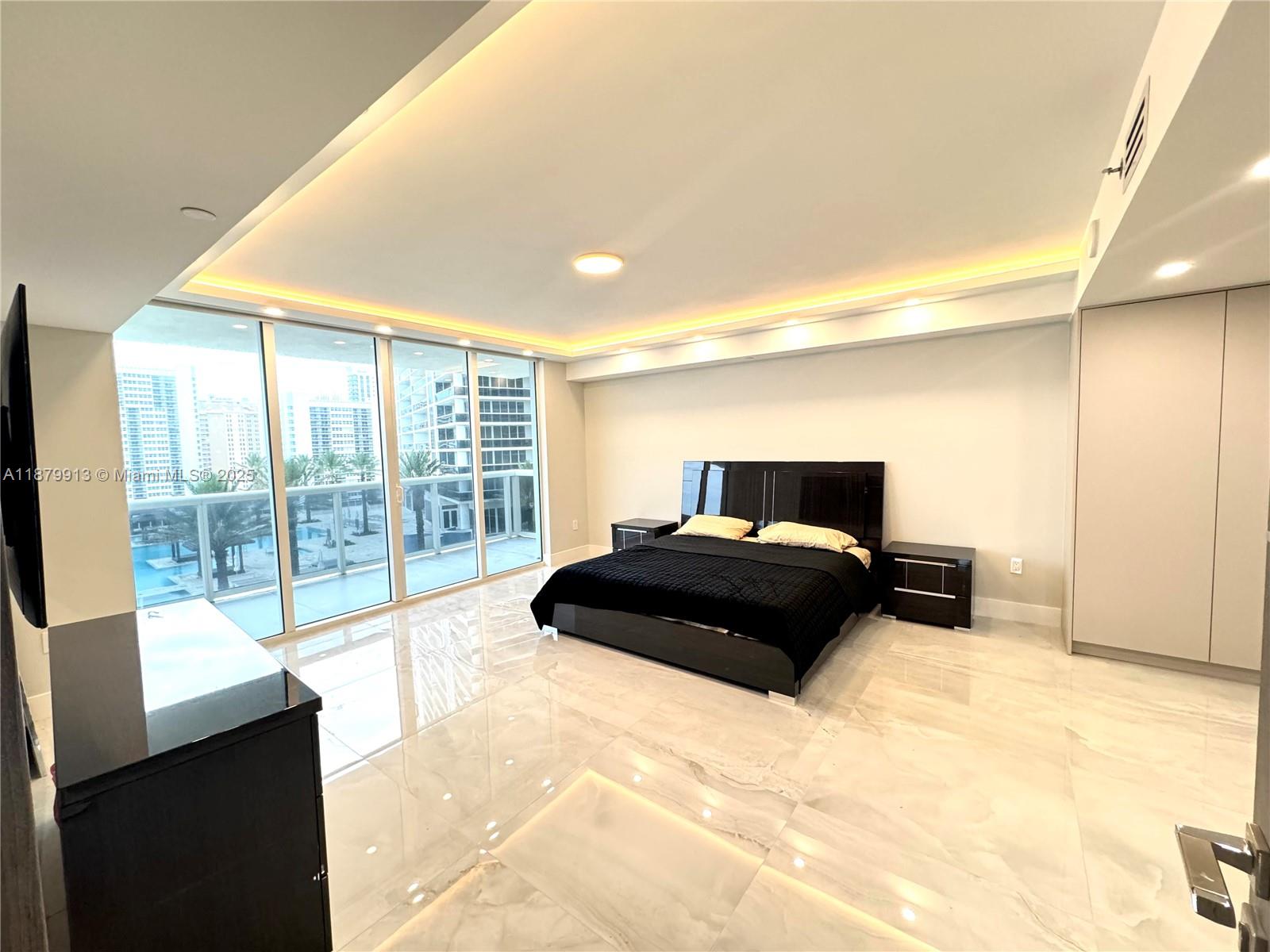 BEACH CLUB TWO CONDO - Residential Lease