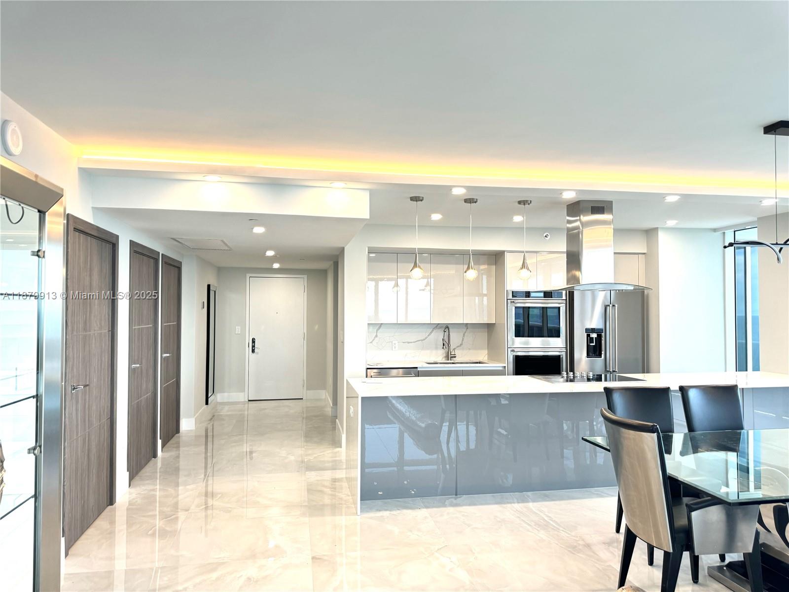 BEACH CLUB TWO CONDO - Residential Lease