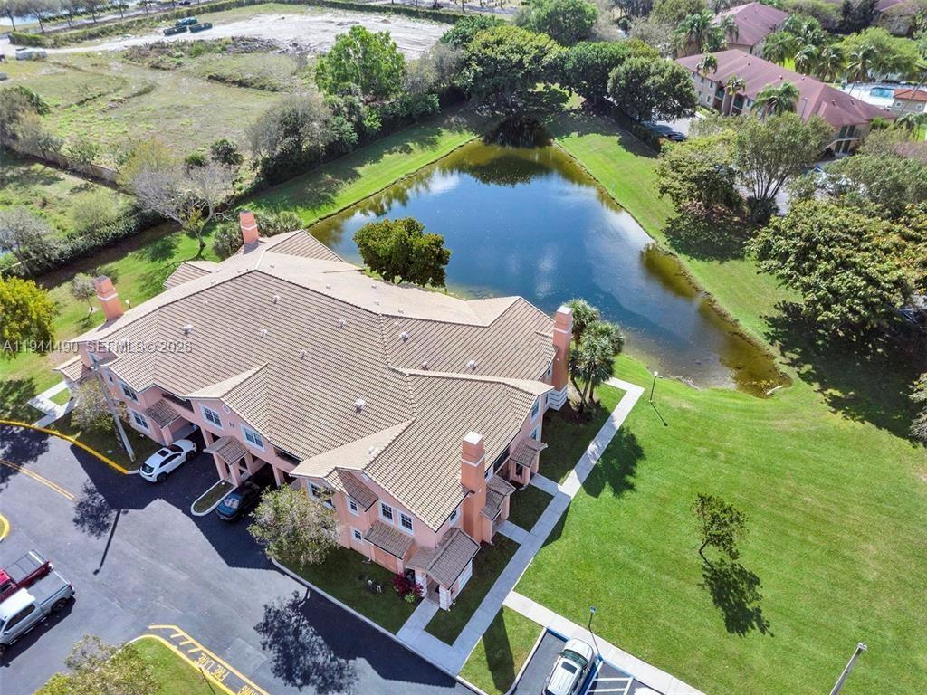 BELMONT AT NORTH LAUDERDA - Residential