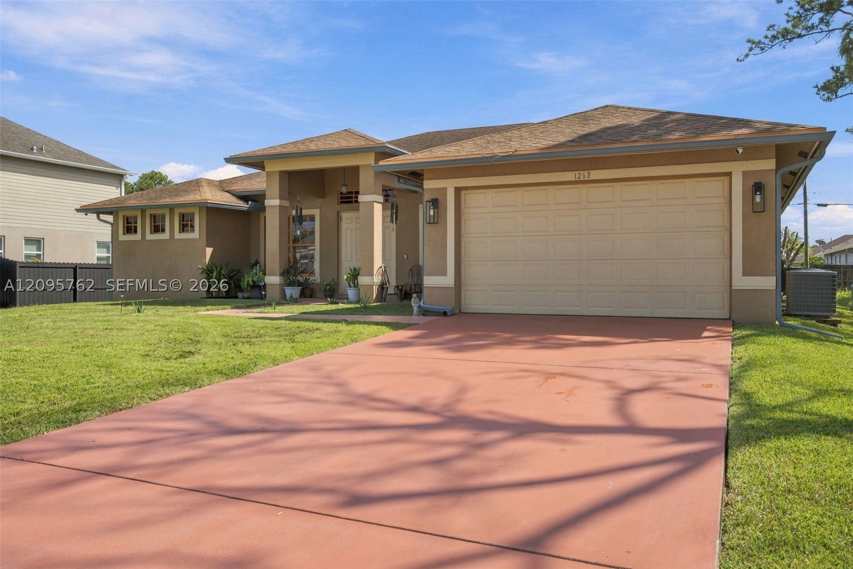 1268 SW Patricia Ave