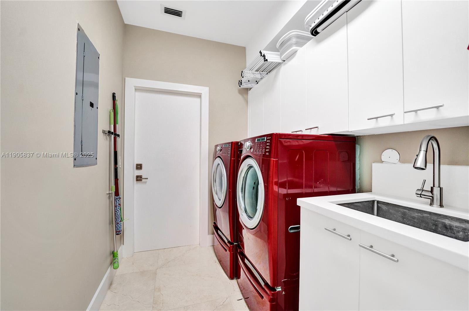 Montclaire - Residential