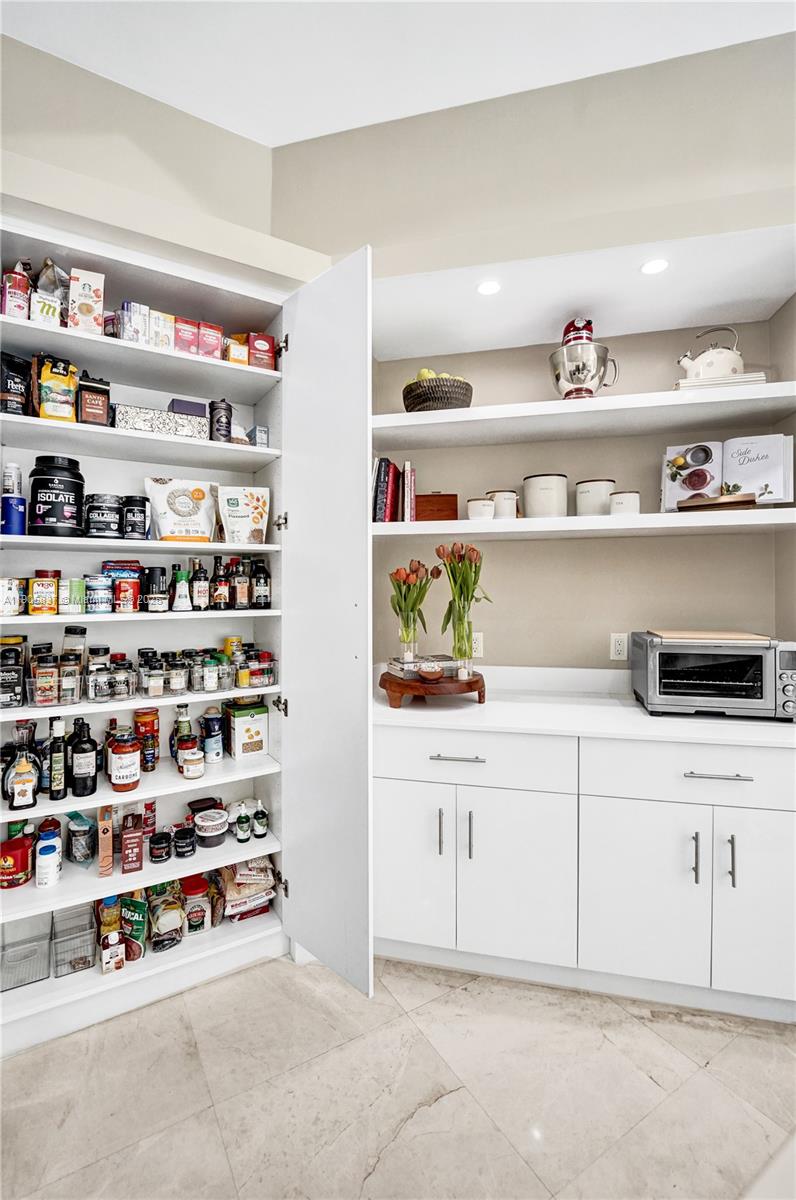 Montclaire - Residential