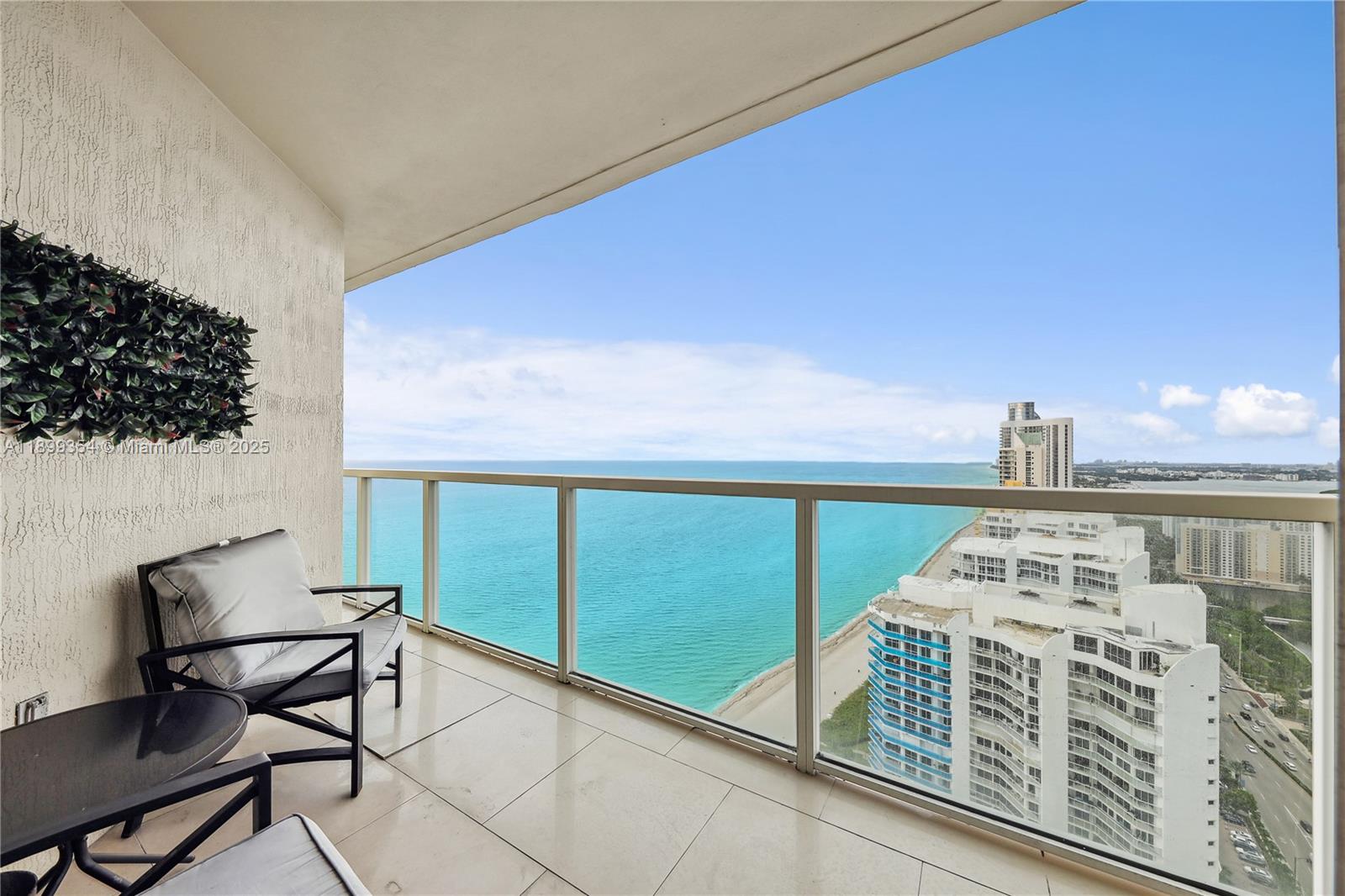 LA PERLA CONDO - Residential