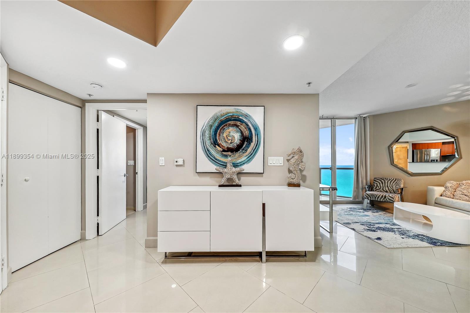 LA PERLA CONDO - Residential
