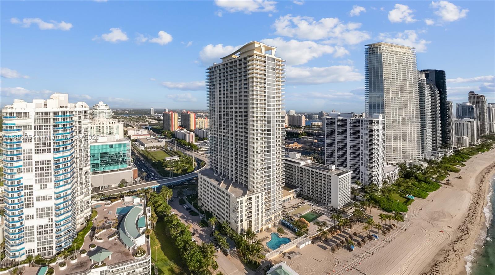 LA PERLA CONDO - Residential