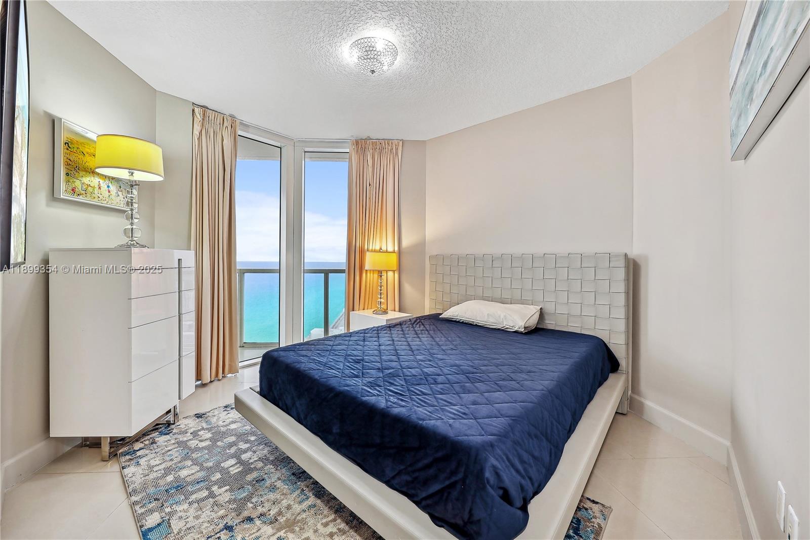 LA PERLA CONDO - Residential