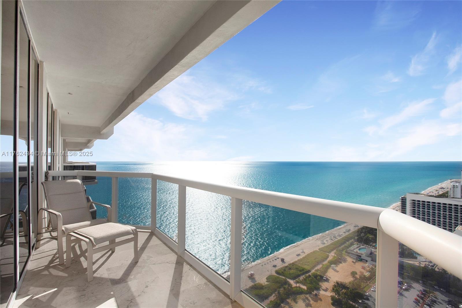 GREEN DIAMOND CONDO - Residential