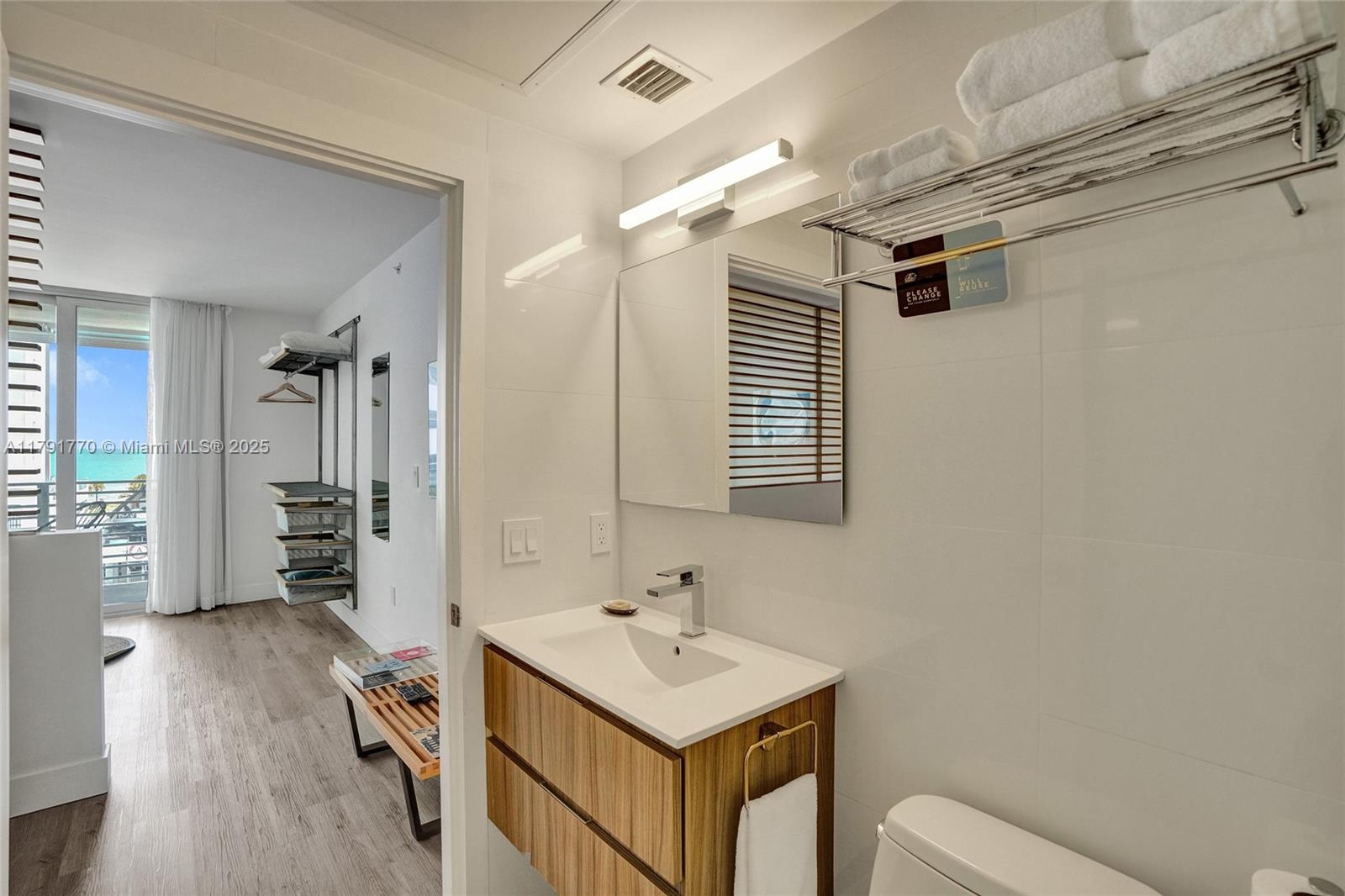 6080 COLLINS CONDO - Residential