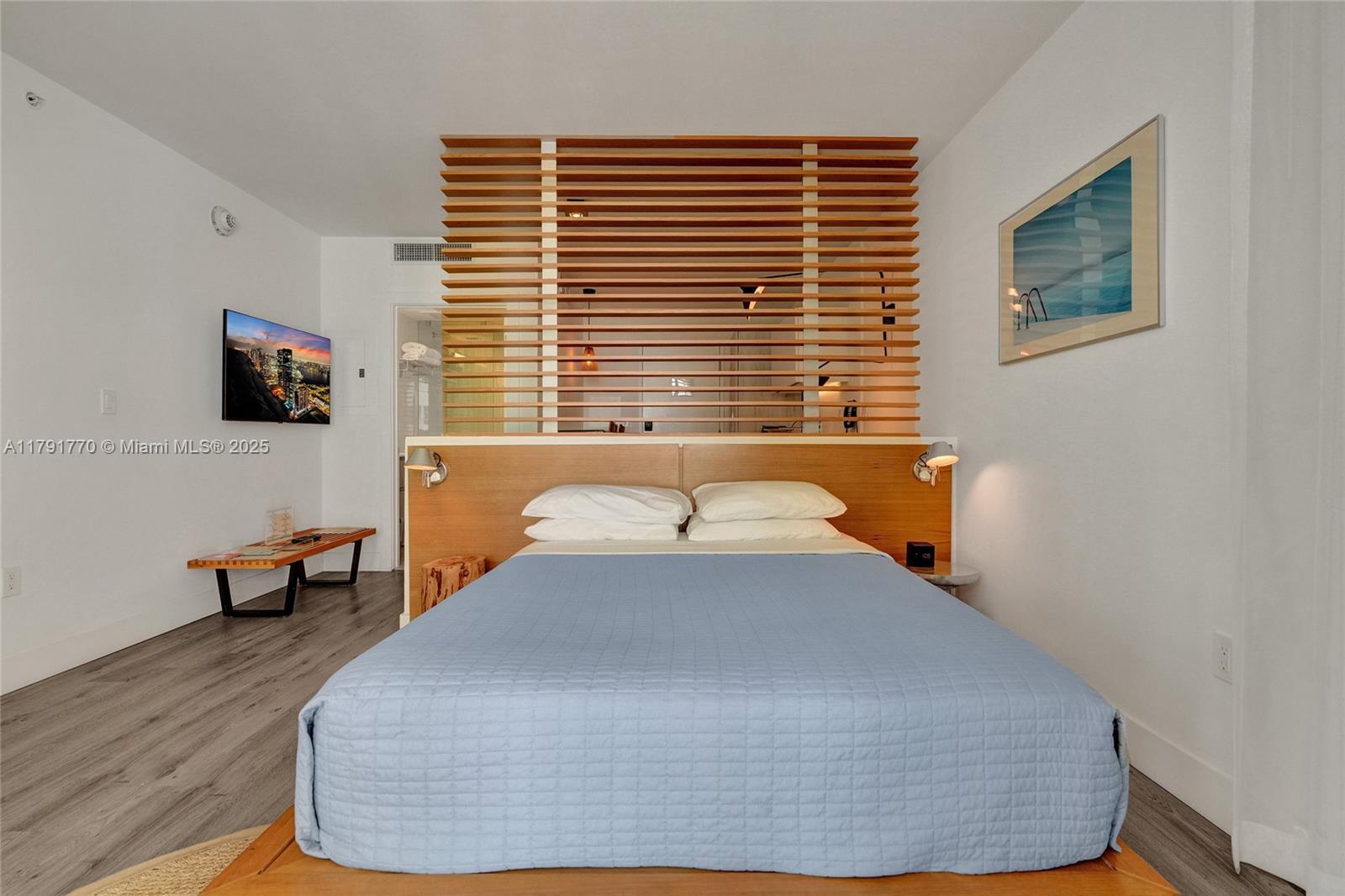 6080 COLLINS CONDO - Residential