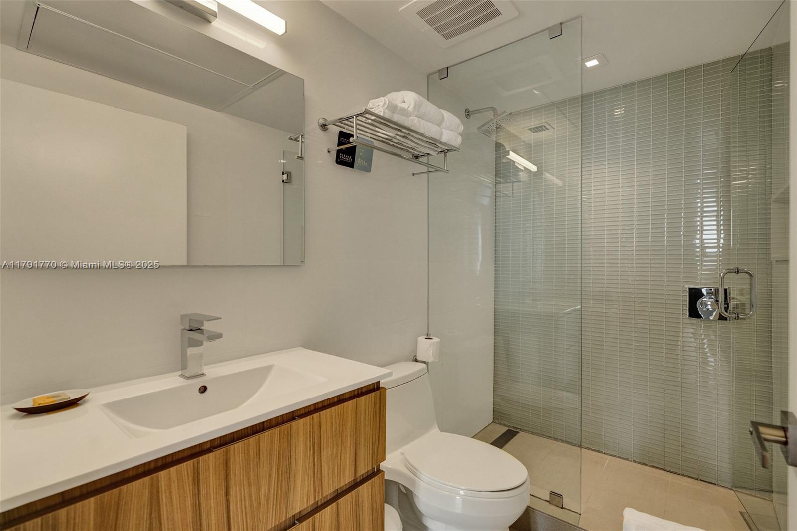 6080 COLLINS CONDO - Residential