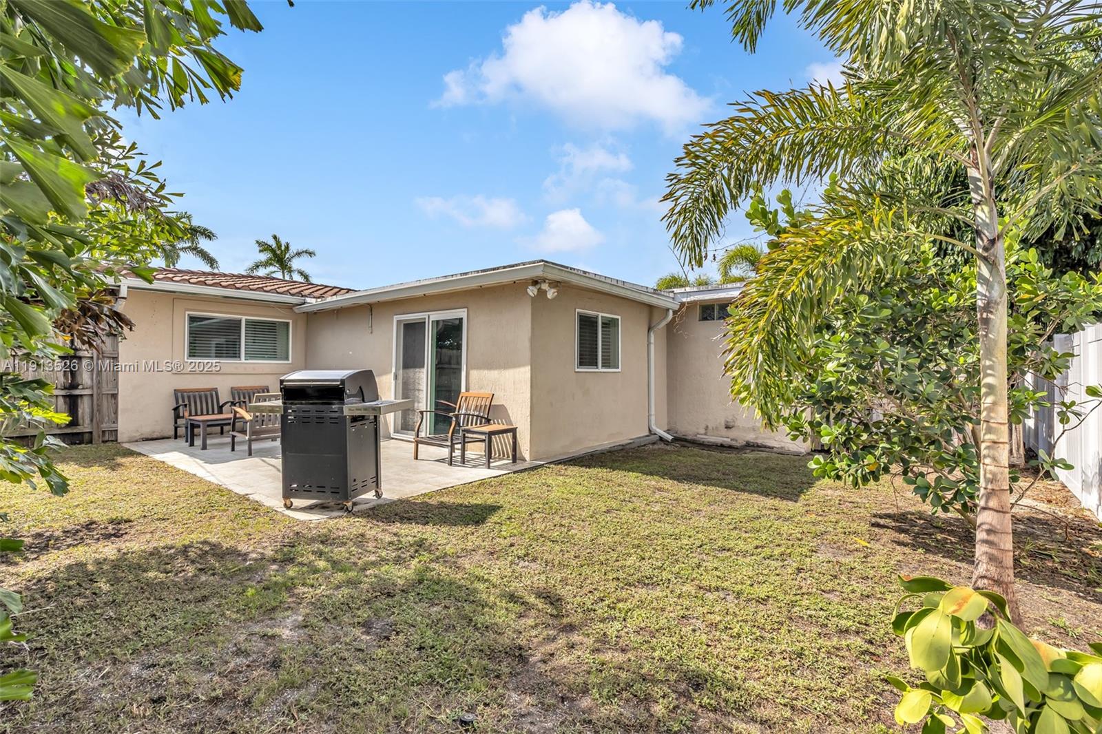 IMPERIAL POINT 3RD SEC - Residential