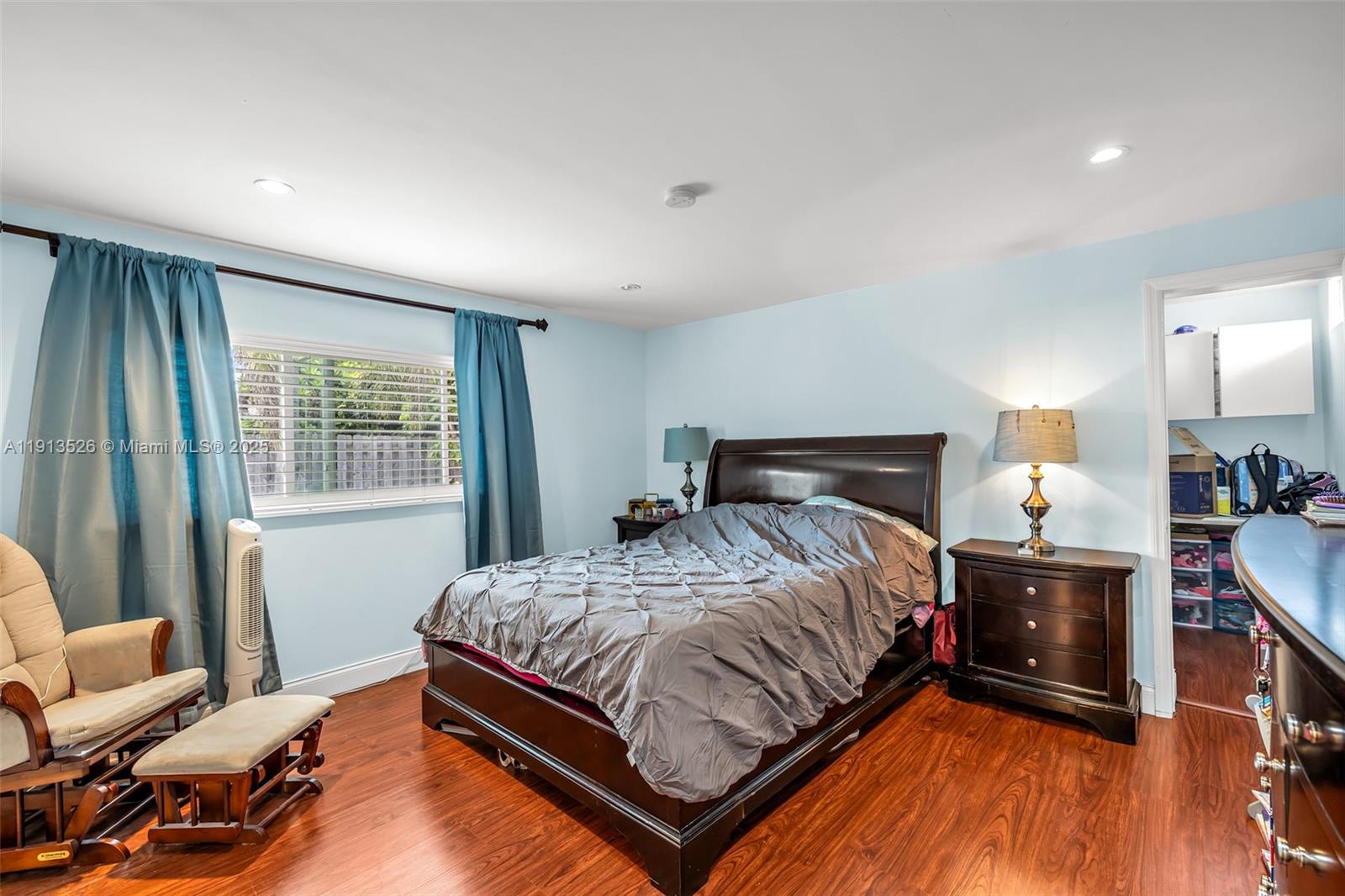 IMPERIAL POINT 3RD SEC - Residential