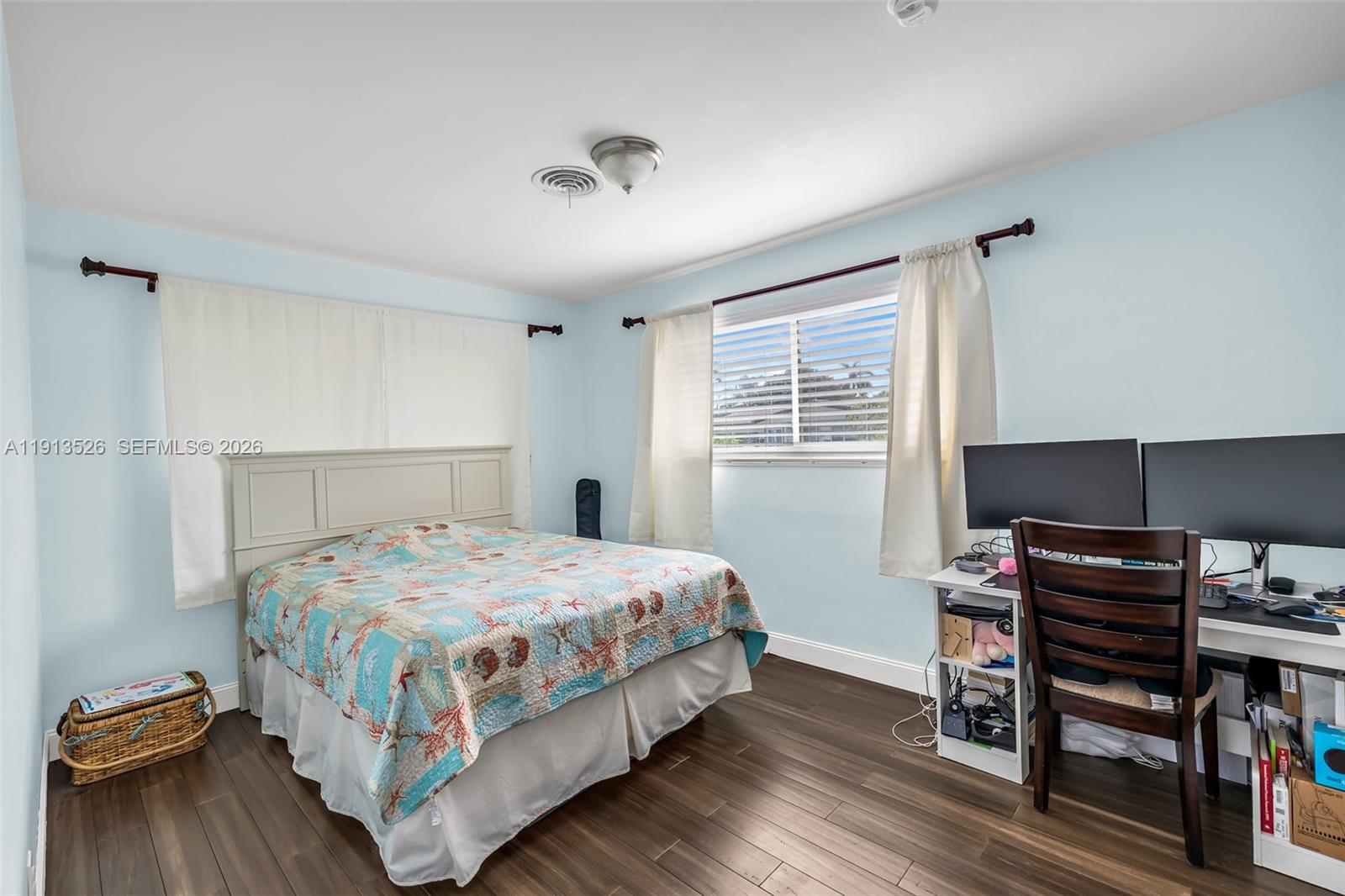 IMPERIAL POINT 3RD SEC - Residential