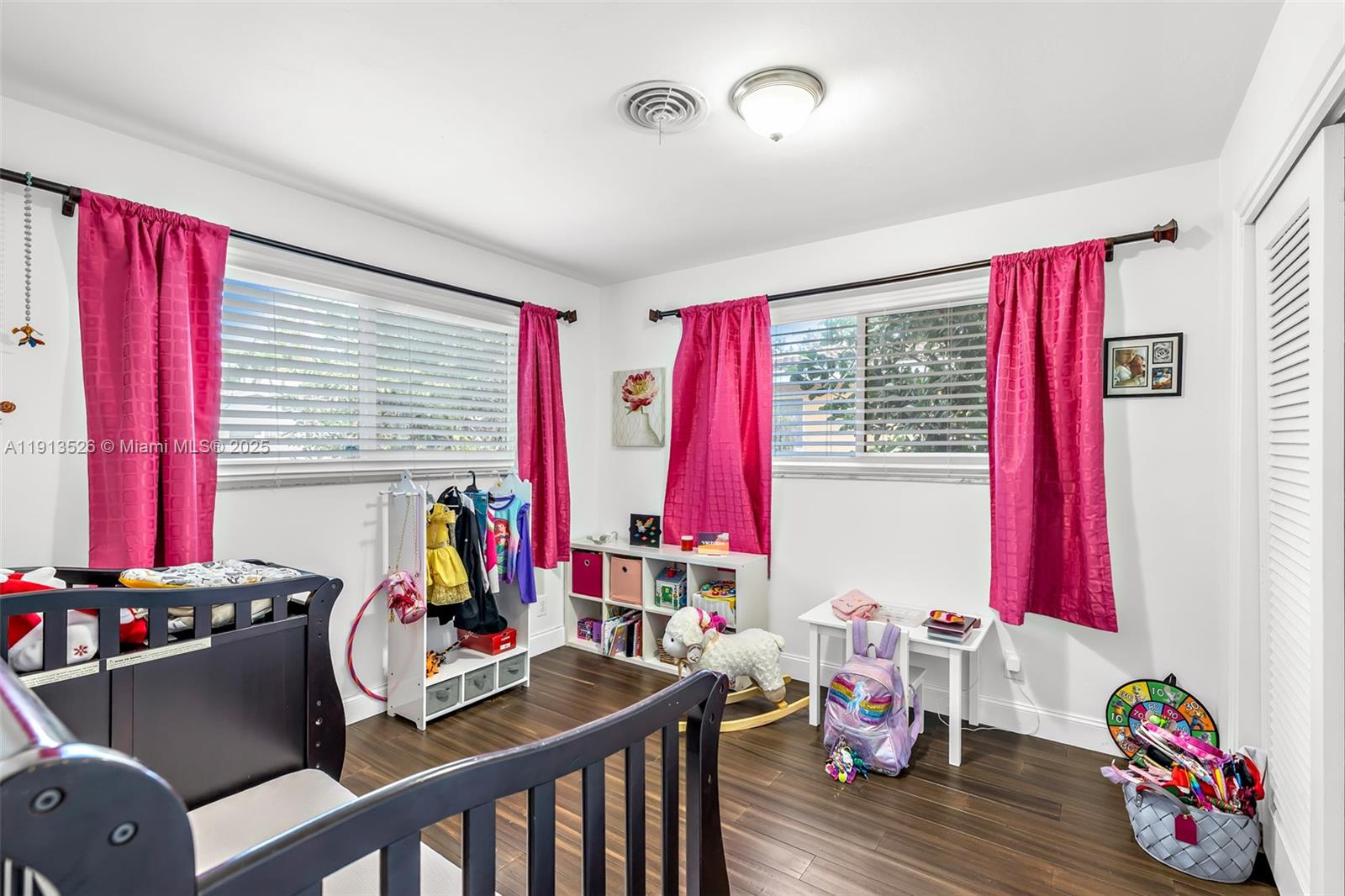 IMPERIAL POINT 3RD SEC - Residential