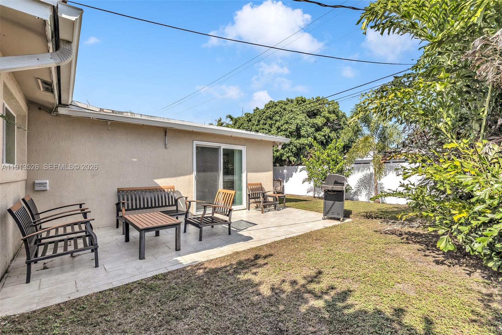 IMPERIAL POINT 3RD SEC - Residential