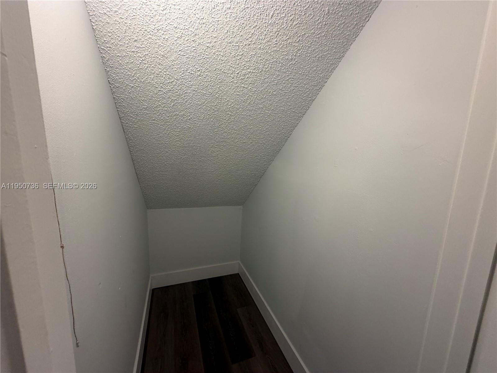 GARDENS NORTH SIX CONDO - Residential Lease