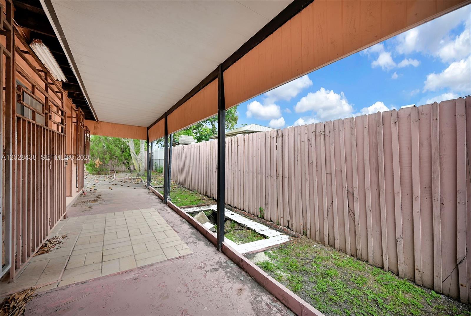 CORAL PARK ESTATES SEC 4 - Residential