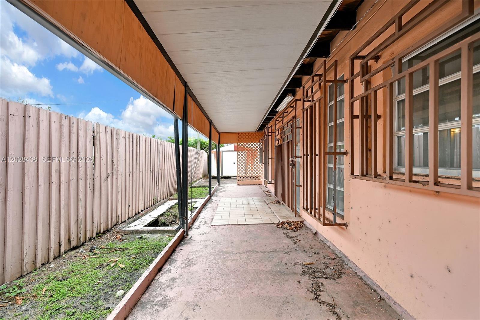 CORAL PARK ESTATES SEC 4 - Residential