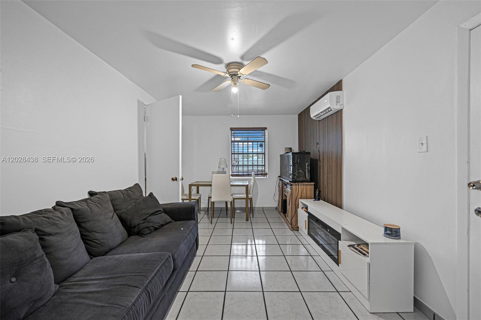 CORAL PARK ESTATES SEC 4 - Residential