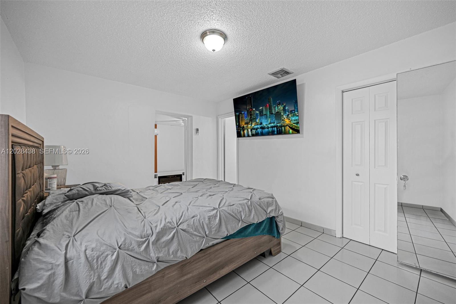 CORAL PARK ESTATES SEC 4 - Residential