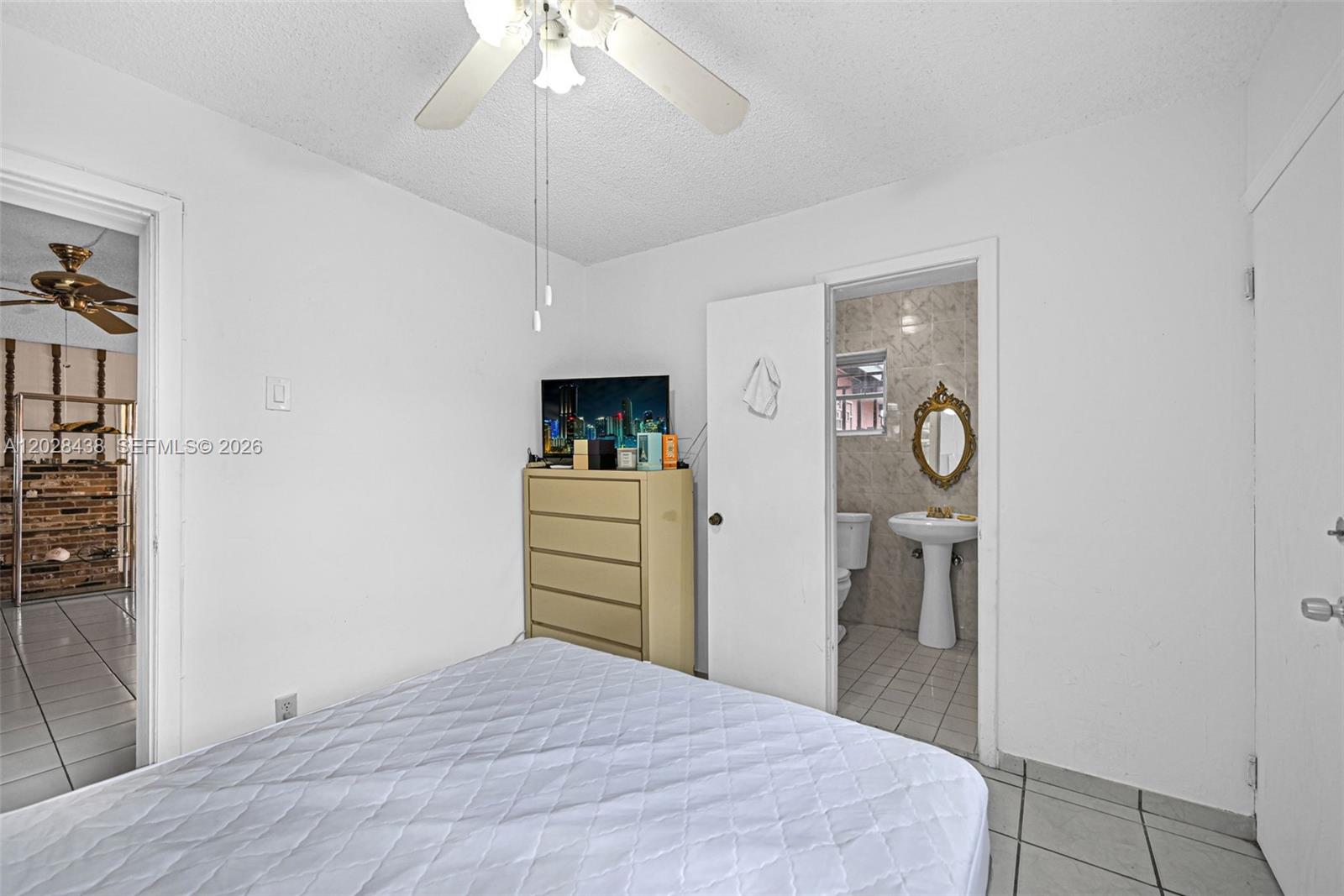 CORAL PARK ESTATES SEC 4 - Residential