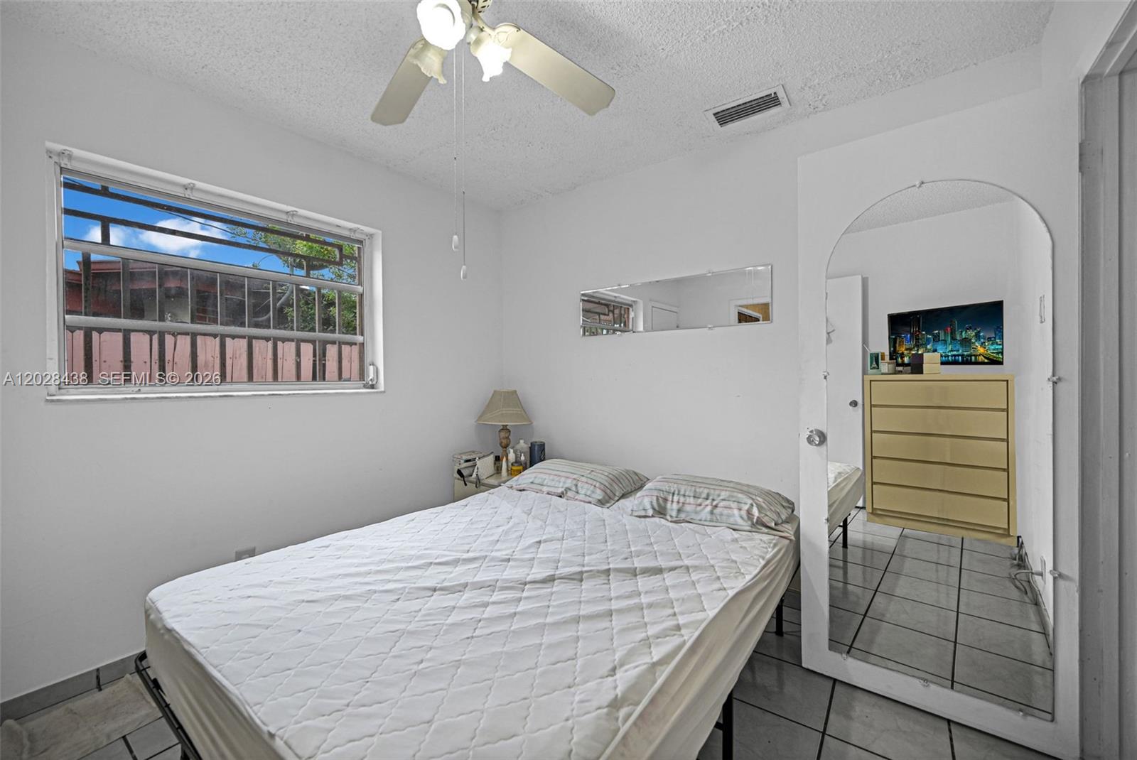 CORAL PARK ESTATES SEC 4 - Residential