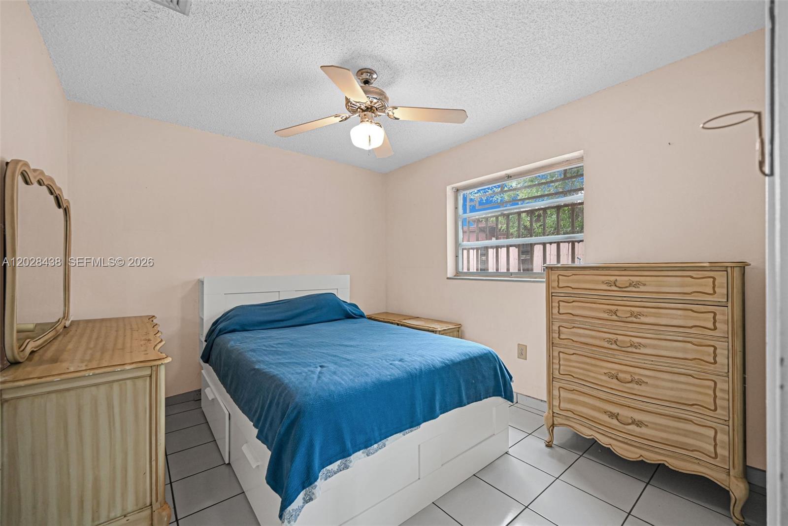 CORAL PARK ESTATES SEC 4 - Residential