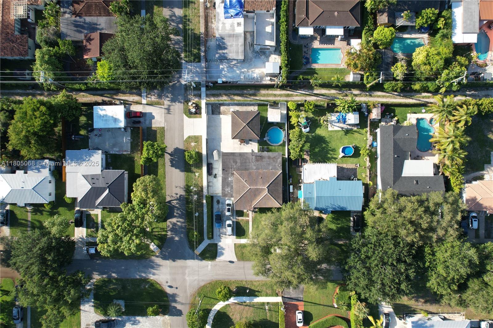Property for Sale at 771 Swan Ave, Miami Springs, Miami-Dade County, Florida - Bedrooms: 3 
Bathrooms: 3  - $899,000