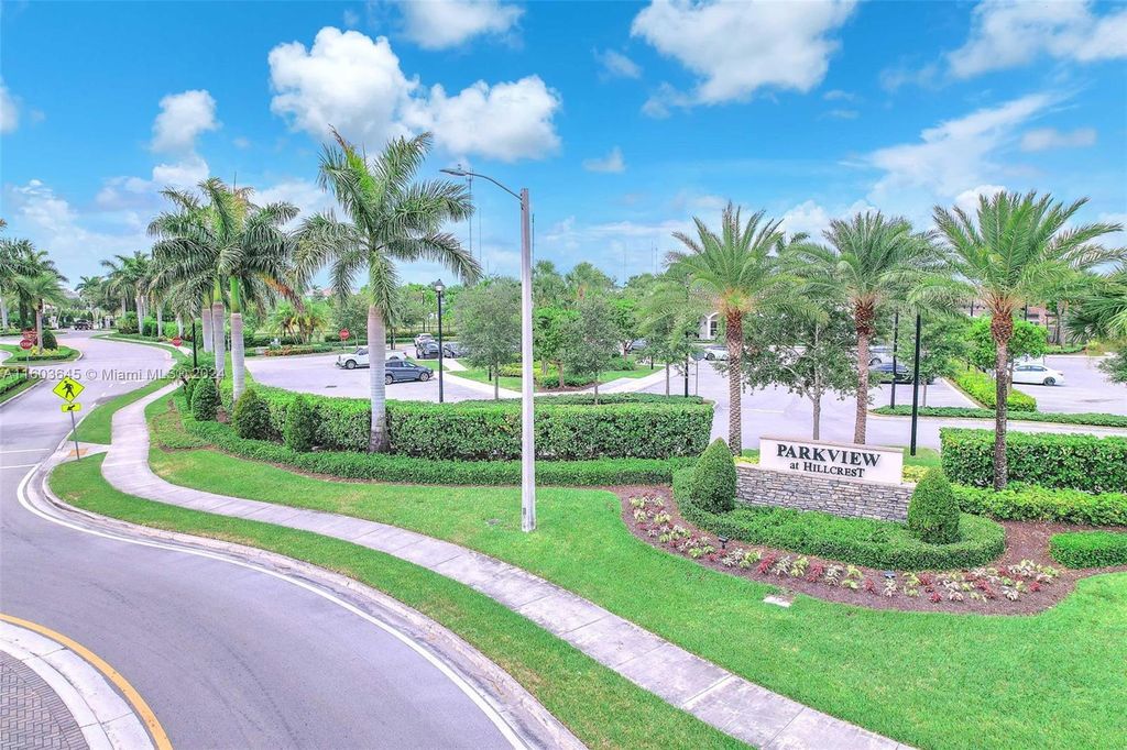 Photo of 1524 Myrtle Oak Ter, Hollywood, FL 33021 (MLS # A11603645)