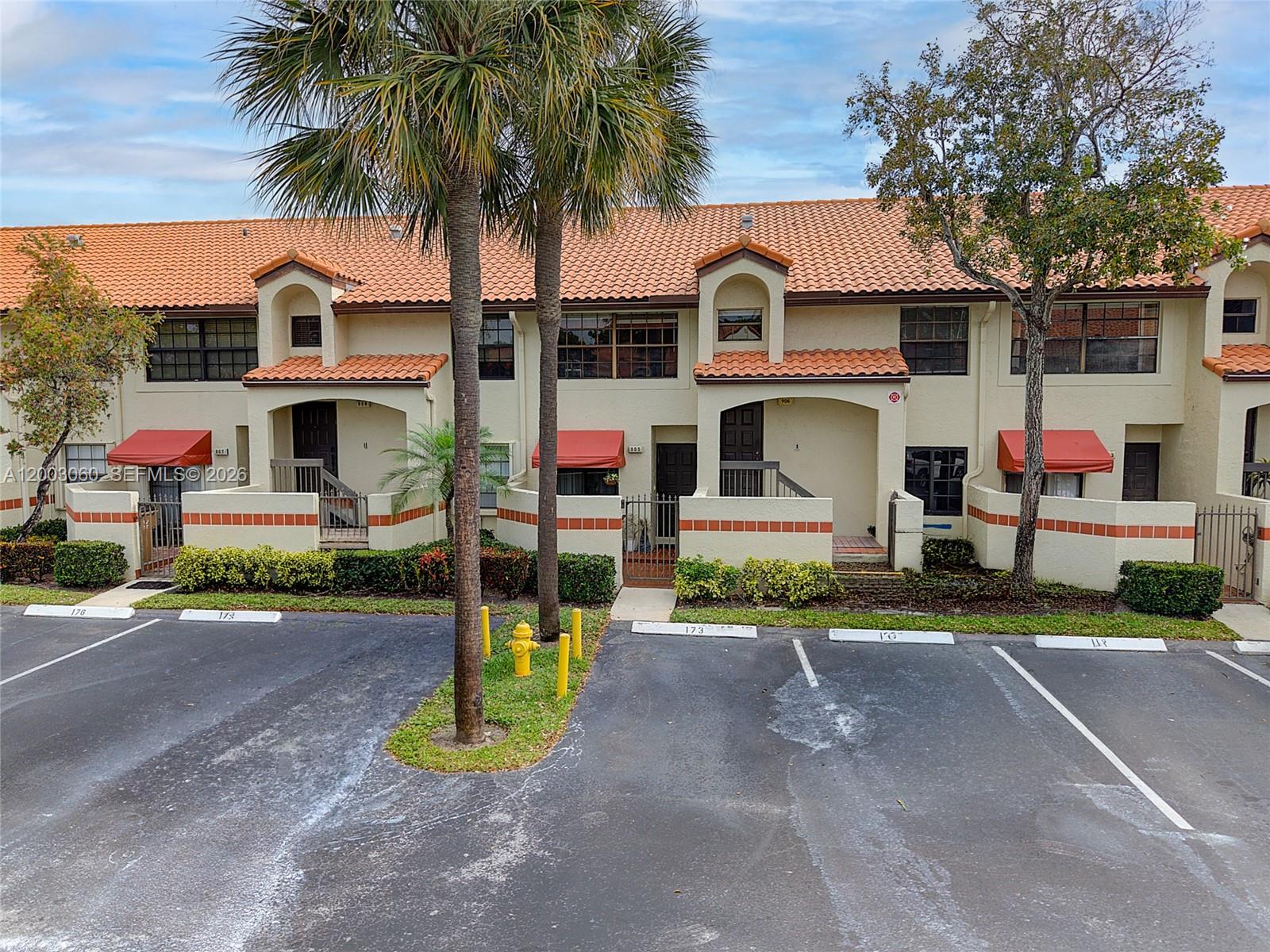 REPUBLIC SQUARE CONDO - Residential