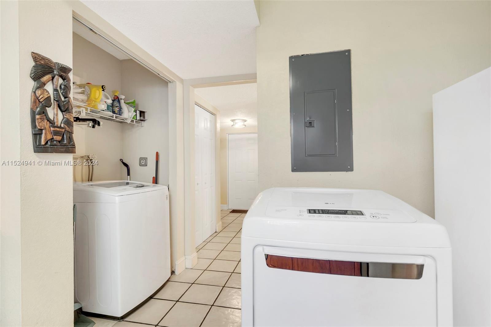SPRINGWOOD CONDO - Residential