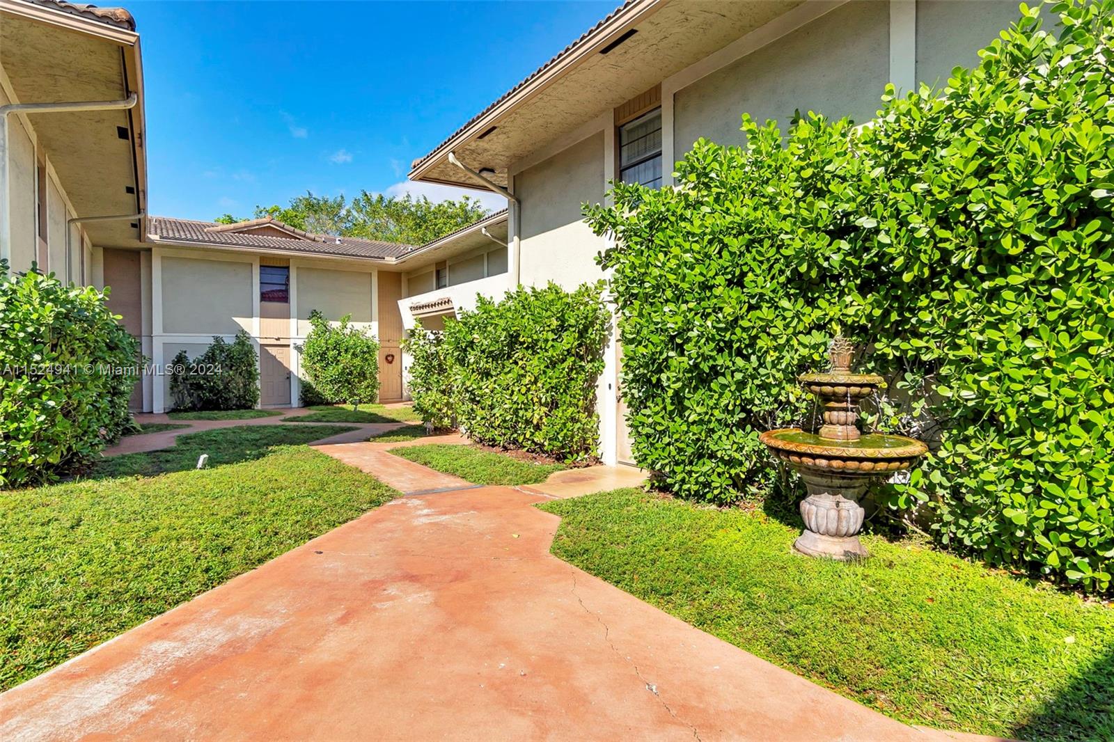 SPRINGWOOD CONDO - Residential
