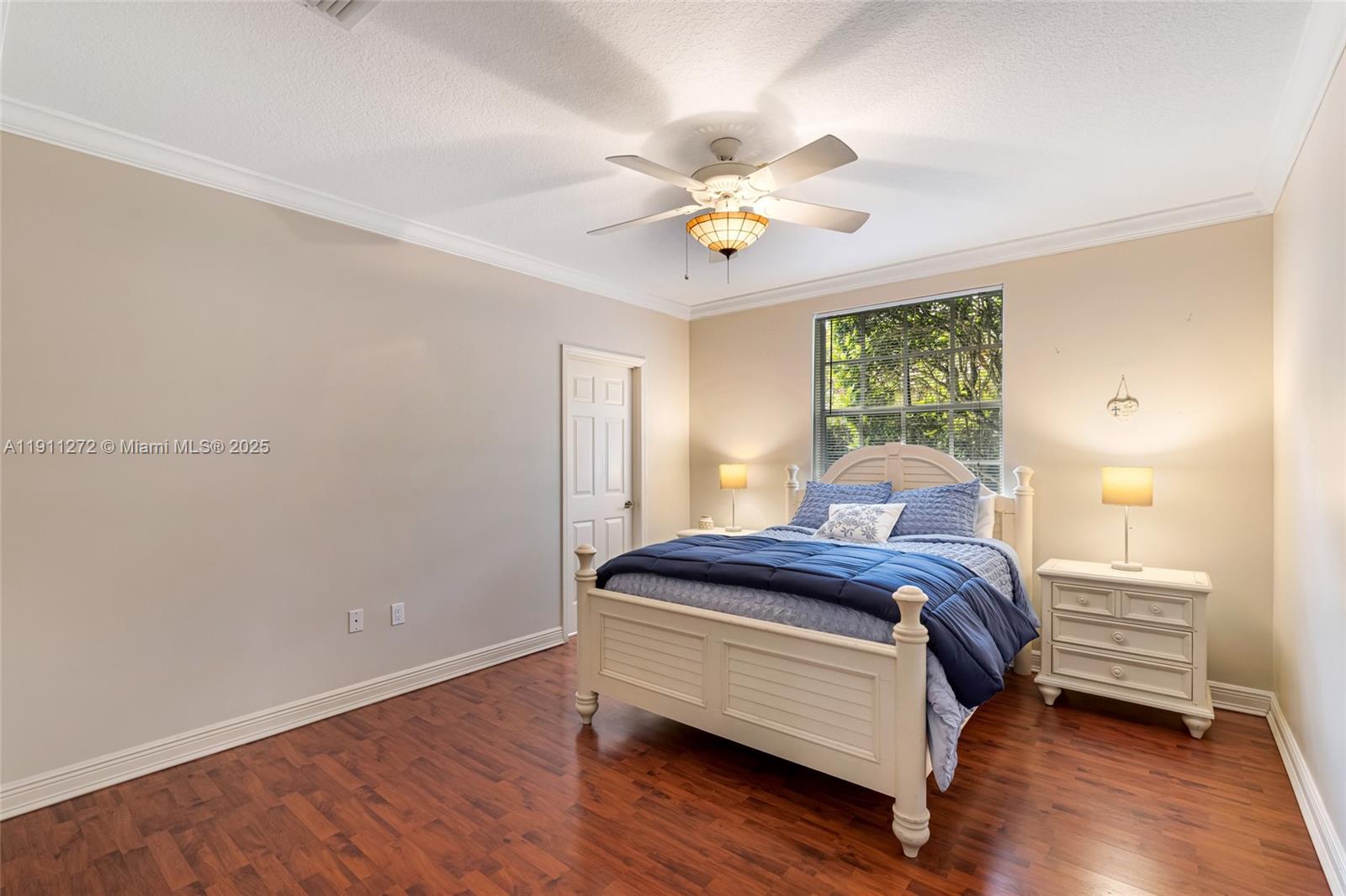 PINECREST MANSIONS - Residential