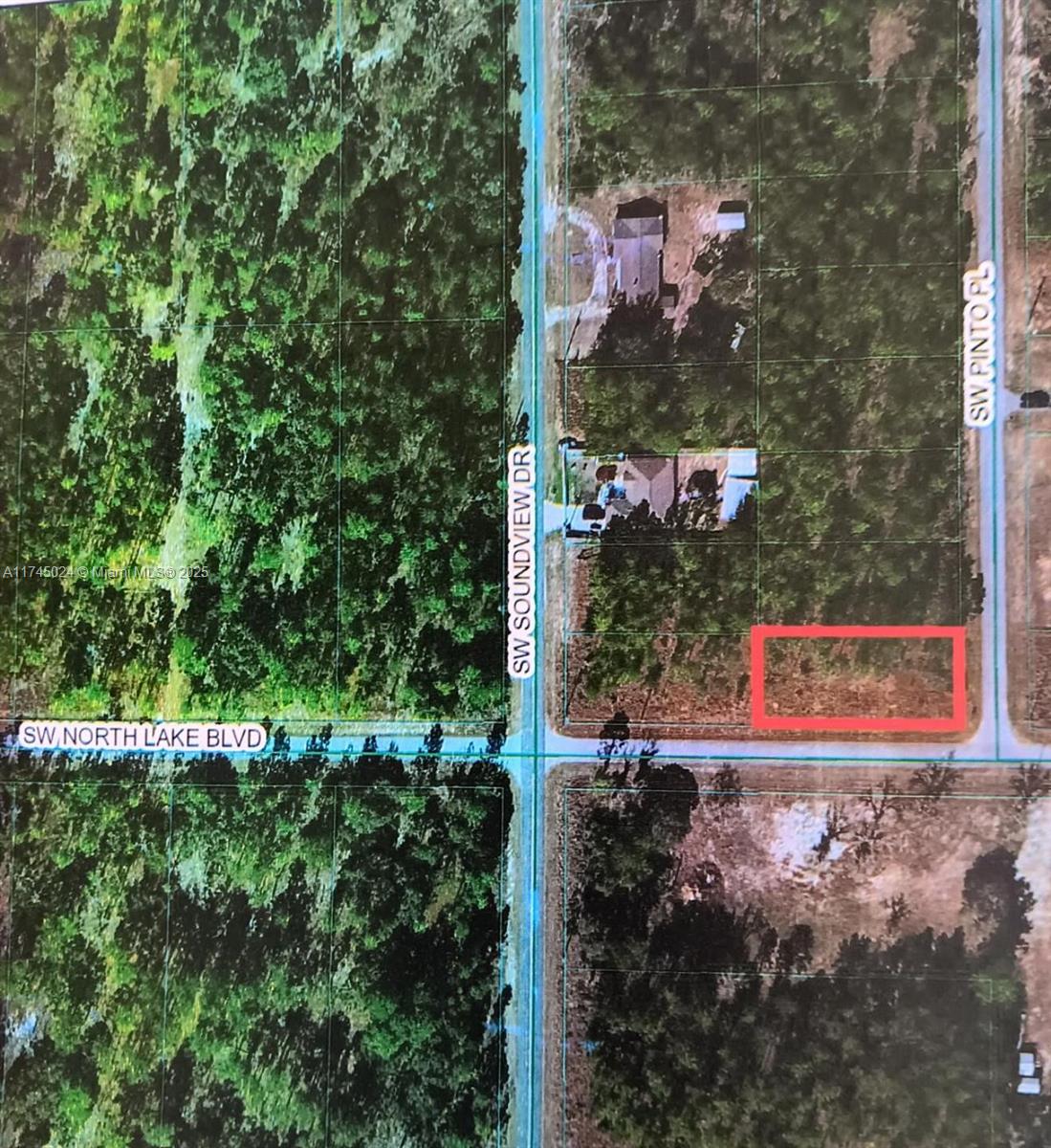 Vacant land for residential use, with a size of 0.24 acres, located on a big corner. Great investment opportunity!
Don't miss it!