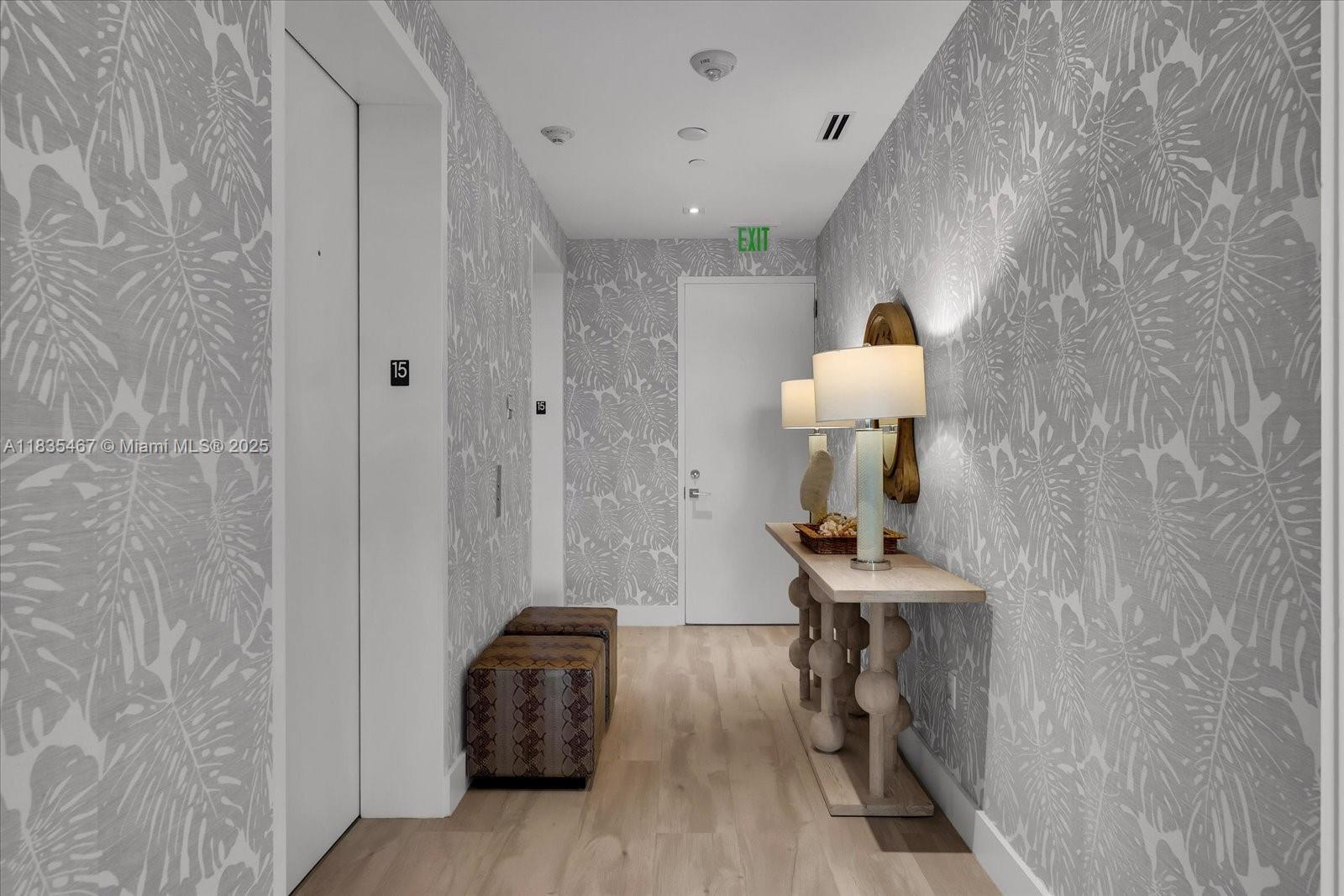 CONTINUUM ON SOUTH BEACH - Residential