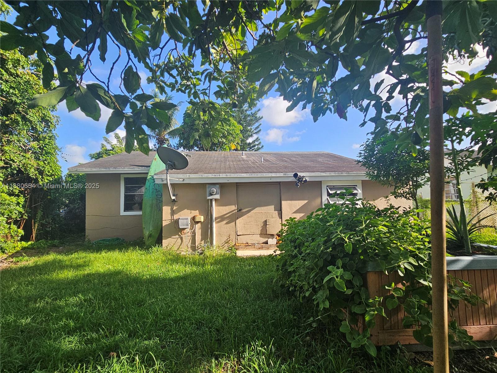 KINGS COURT - Residential