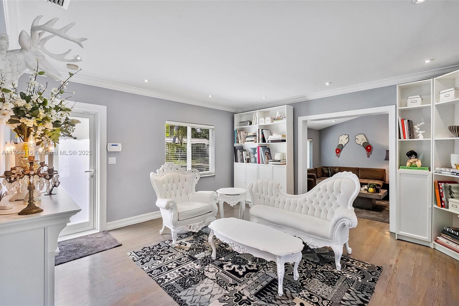 ODELL MANORS - Residential