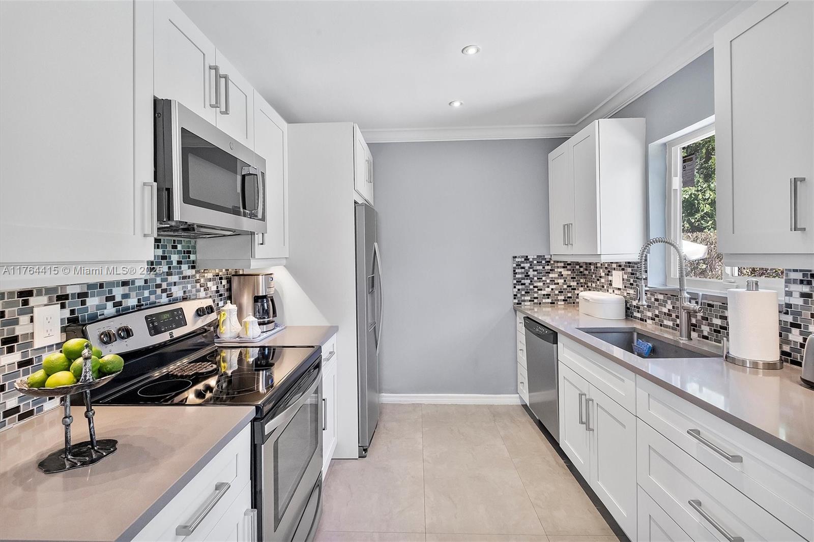 ODELL MANORS - Residential