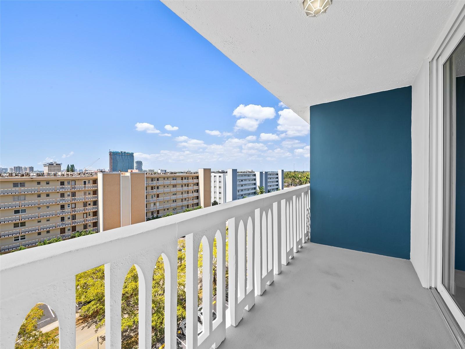 MEADOWBROOK CONDO APTS BL - Residential