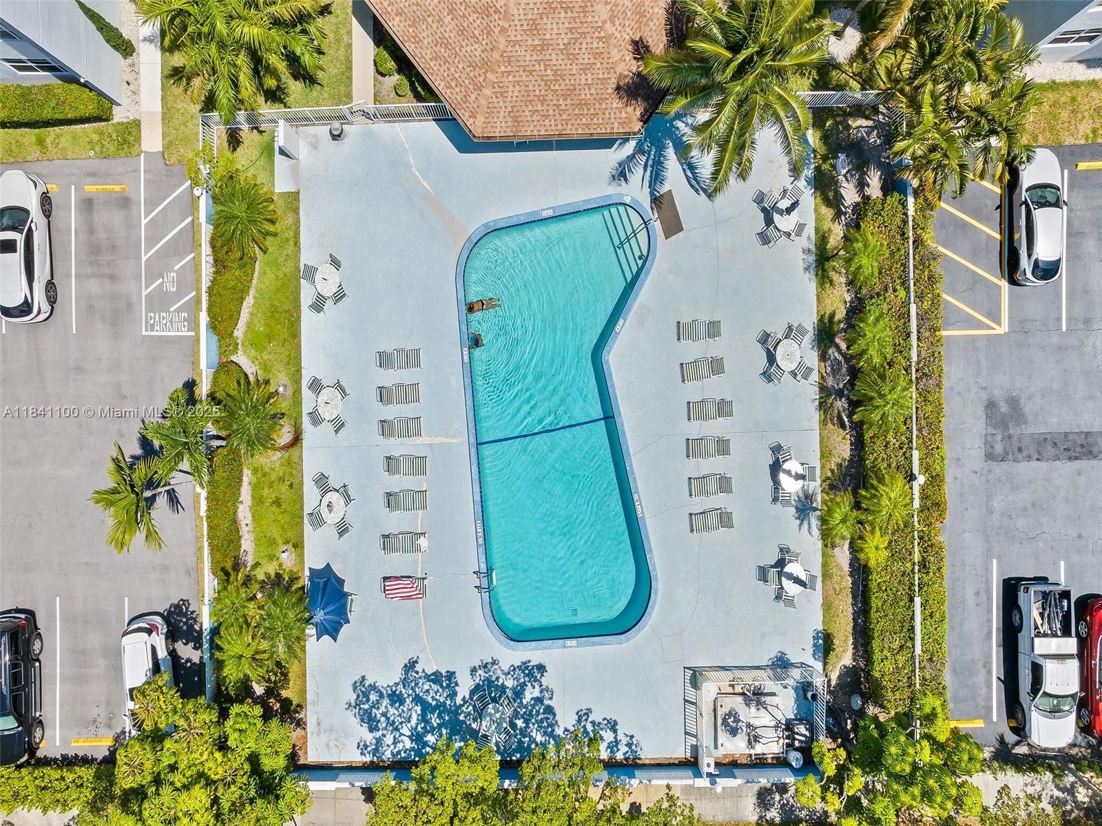 MEADOWBROOK CONDO APTS BL - Residential