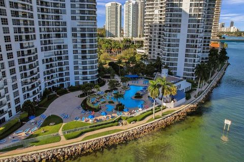 A home in Aventura