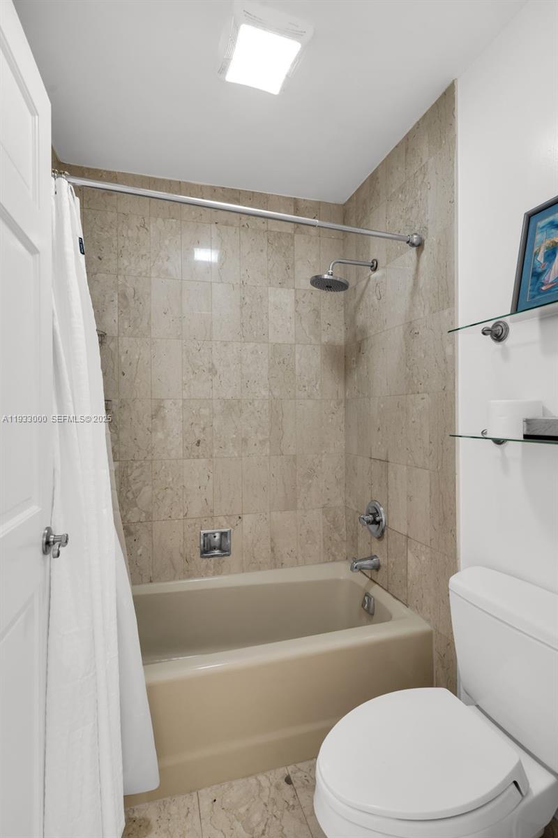 BAYSIDE VILLAGE EAST - Residential