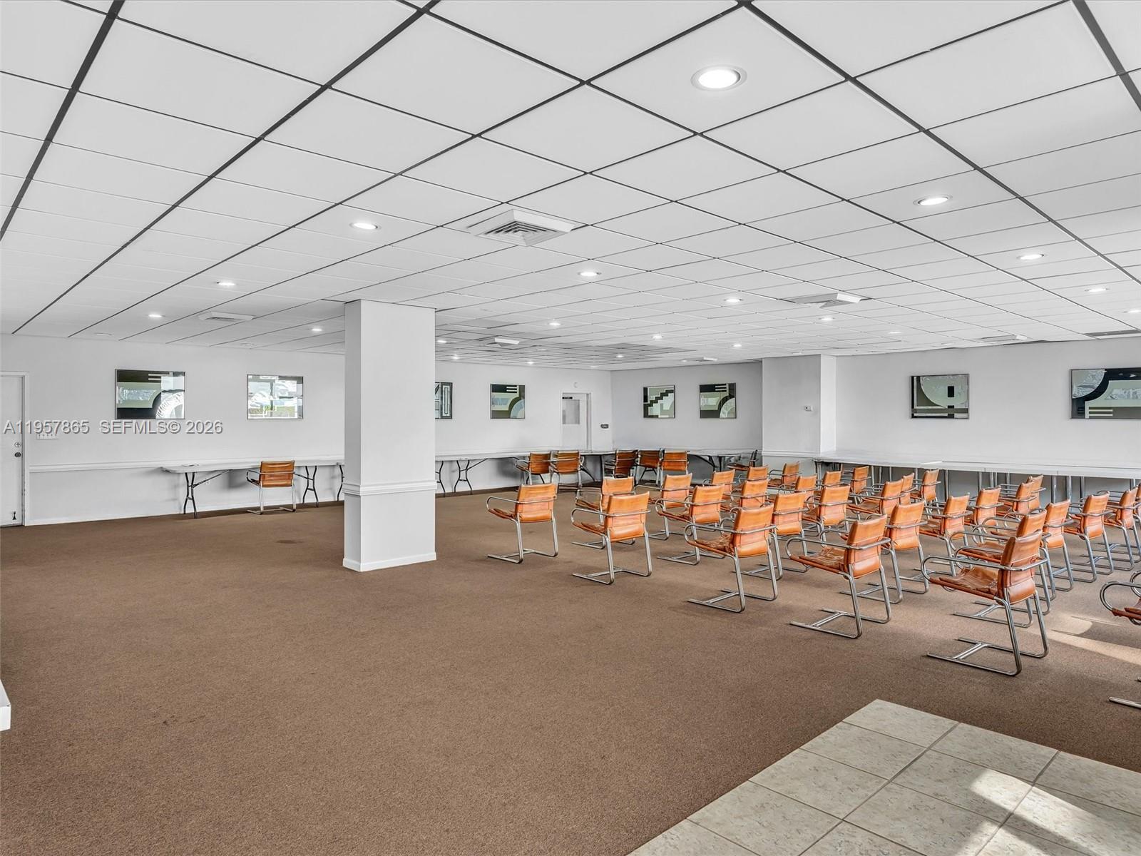 10000 PLAZA CONDO-SOUTH T - Residential Lease